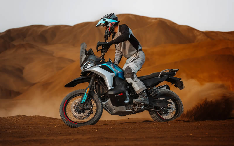 CFMOTO 800MT-X